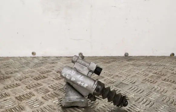 Honda CR-V Clutch slave cylinder NISIN