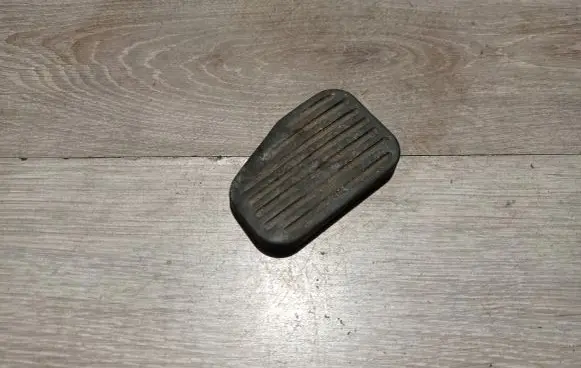 Volvo S60 Clutch pedal 3546020