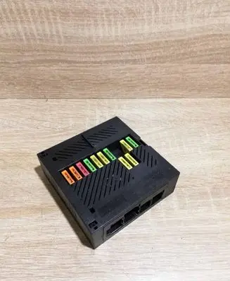 BMW 7 E65 E66 Fuse module 1394367