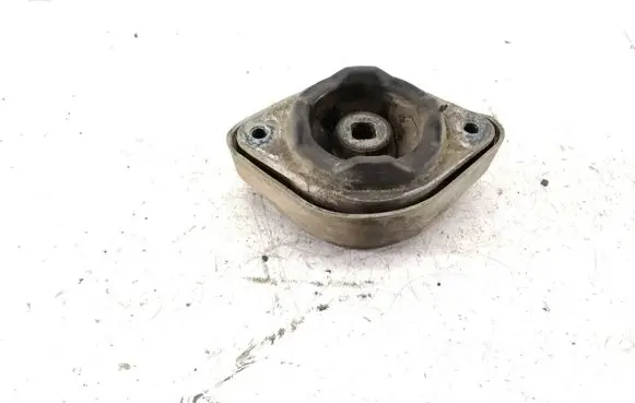 Volkswagen PASSAT B5.5 Gearbox mount 8D0399151J
