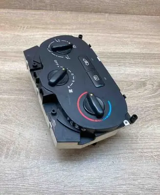 Peugeot 307 Climate control unit 147140000 1848819140