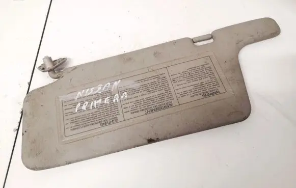 Nissan Primera Sun visor