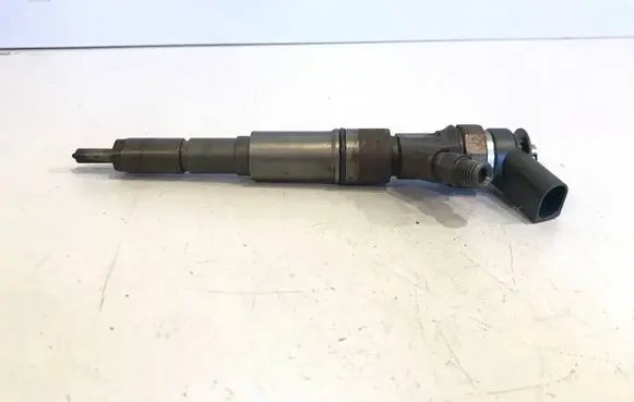 BMW X5 E53 Fuel injector 0445110131 7789661 788VXS