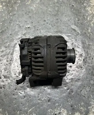 Opel Zafira A Generator/alternator 0124415005