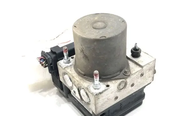 Toyota Avensis T270 ABS Pump 44540-05071