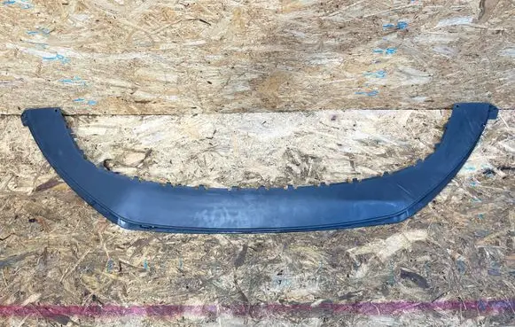 Volkswagen Golf VI Front bumper lip 5K0805903A S2508S091-Z
