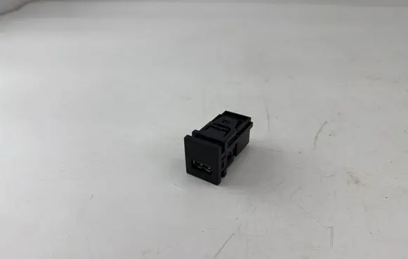 Toyota Yaris XP210 AUX in-socket connector