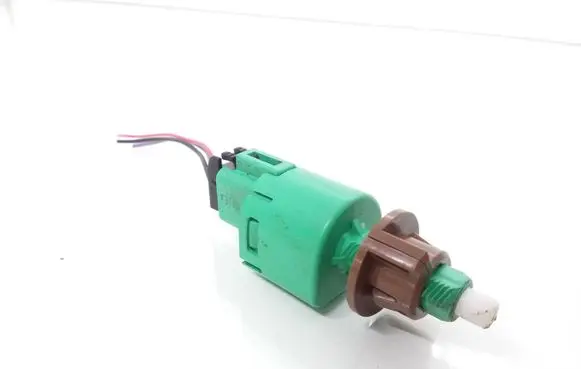 Toyota Avensis T270 Brake pedal sensor switch F80C353