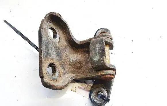 Ford Maverick Front door upper hinge