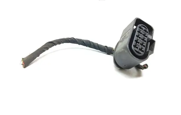 Volkswagen Touran II Headlight/headlamp wiring loom/harness 
