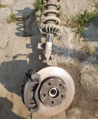 Mercedes-Benz Vito Viano W447 Front wheel hub spindle knuckle A4475205338