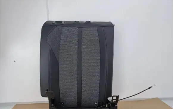 Rear seat