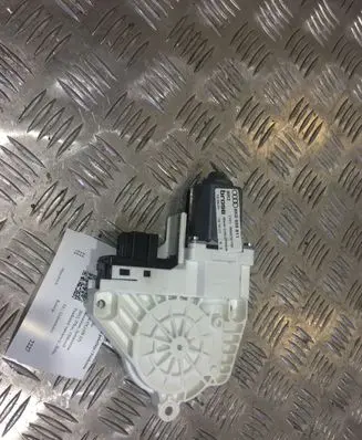 Skoda Yeti (5L) Front door window regulator motor 8K0959811