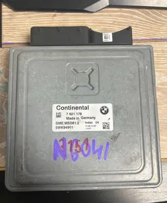 BMW 3 E92 E93 Engine control unit/module 5WK94901 7621178