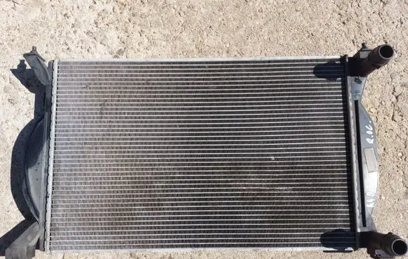 Audi A4 S4 B7 8E 8H Coolant radiator 8E0121251A