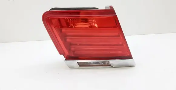 BMW 7 F01 F02 F03 F04 Tailgate rear/tail lights 7182205
