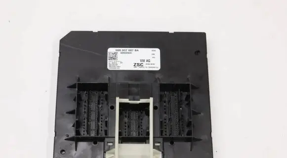 Volkswagen Golf VII Other control units/modules 5Q0937087BA