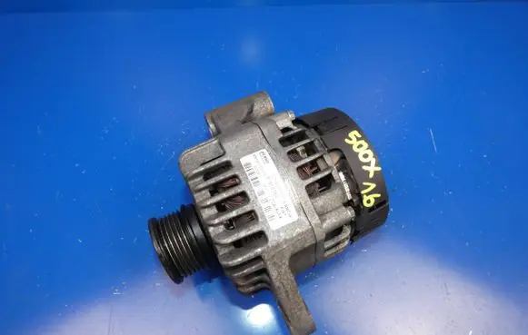 Fiat 500X Generator/alternator 51884351 MS1012101710