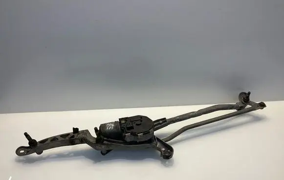 Mercedes-Benz E W212 Front wiper linkage and motor A2128201240 2128201240
