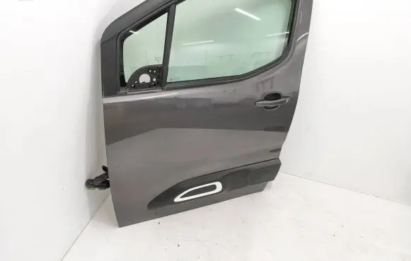 Citroen Berlingo Front door