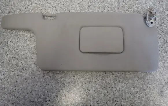 Sun visor