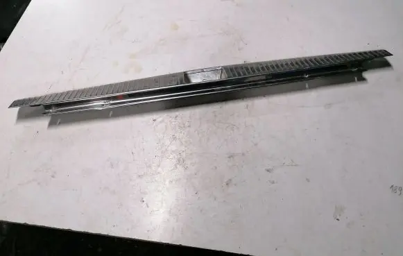Mercedes-Benz E W212 Trunk/boot sill cover protection A2126900027 2126900027
