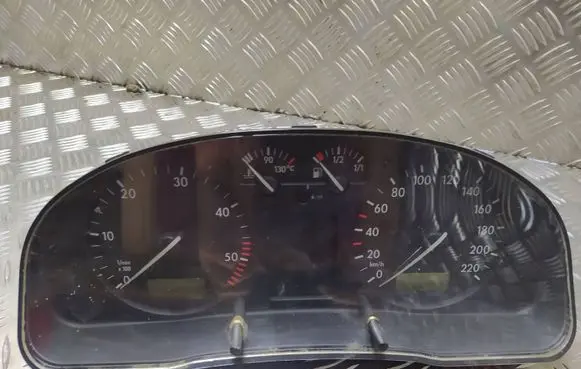 Volkswagen PASSAT B5 Speedometer (instrument cluster) 09051969906 060597