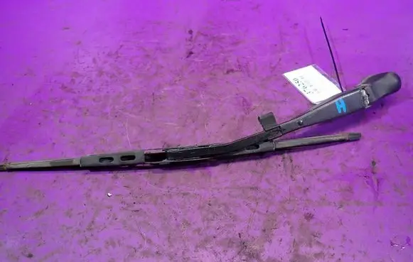Chevrolet Kalos Rear wiper blade arm 
