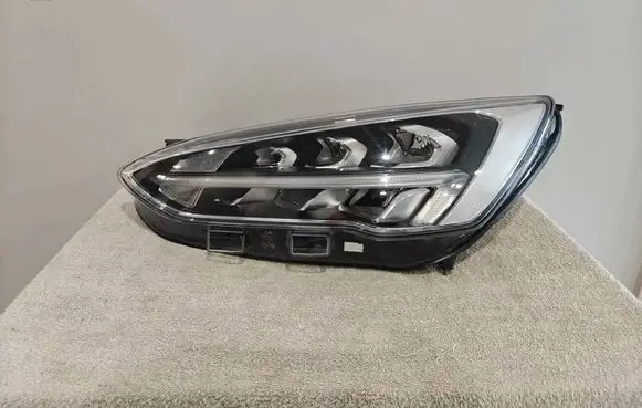 Ford Focus Headlight/headlamp JX7B13E015GE 175LL9287 1090041