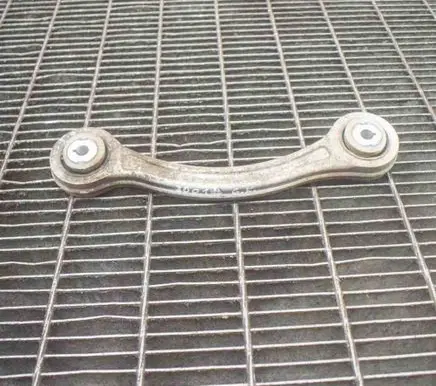 Maserati Quattroporte Rear upper control arm/wishbone 69573