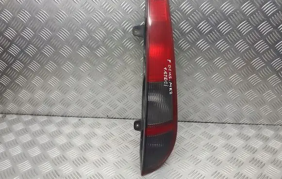 Ford Focus Rear/tail lights set 4M51-13N004-C