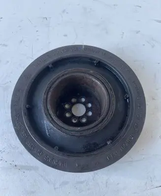 Volkswagen Touareg I Crankshaft pulley 057105251D