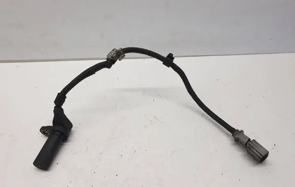 Volkswagen Multivan T5 Crankshaft position sensor 9805940