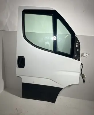 Iveco Daily 6th gen Front door
