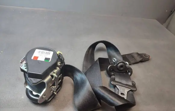 Ford S-MAX Front seatbelt 605274100