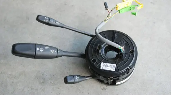 Mercedes-Benz SL R230 Tailgate/trunk/boot open switch SL350