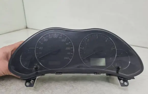Toyota Avensis T250 Speedometer (instrument cluster) 8380005C00 MB2574305293
