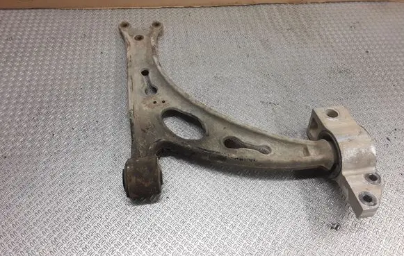 Volkswagen Touran I Front lower control arm/wishbone