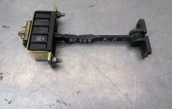Mercedes-Benz E W211 Front door check strap stopper