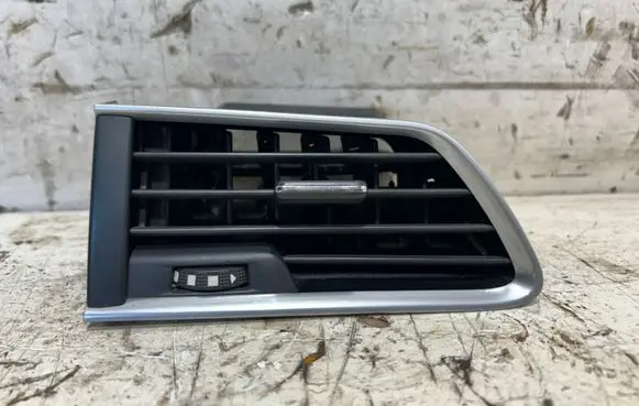 Peugeot 508 Dashboard side air vent grill/cover trim 9686457377