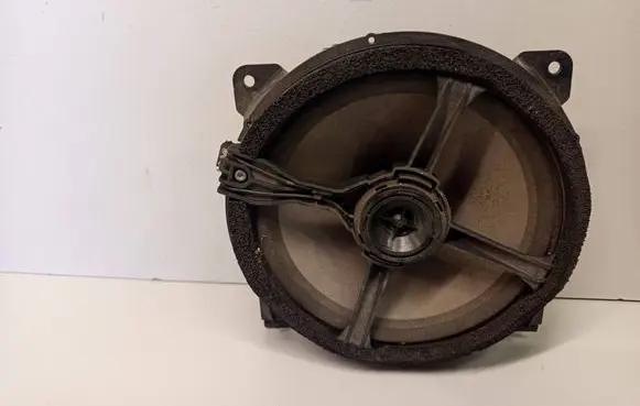 Volvo S60 Parcel shelf speaker 8633574