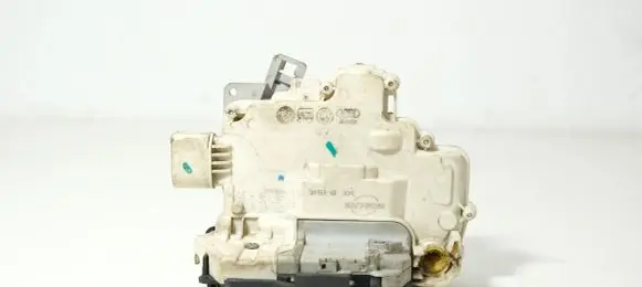 Audi A6 S6 C6 4F Front door lock 4F1837015E