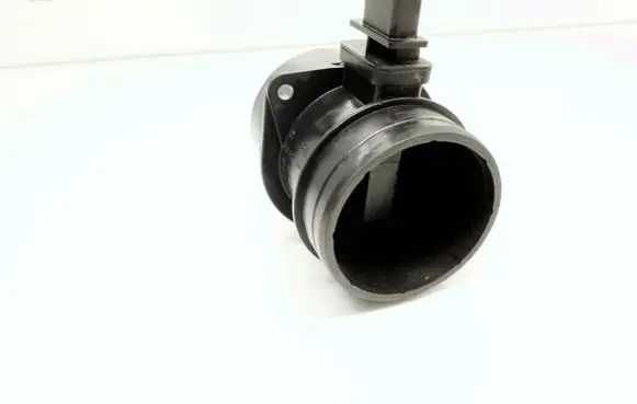 Audi A4 S4 B8 8K Mass air flow meter 03G906461C 0281002735