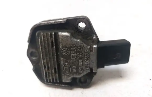Audi A6 S6 C5 4B Oil level sensor 1J0907660B