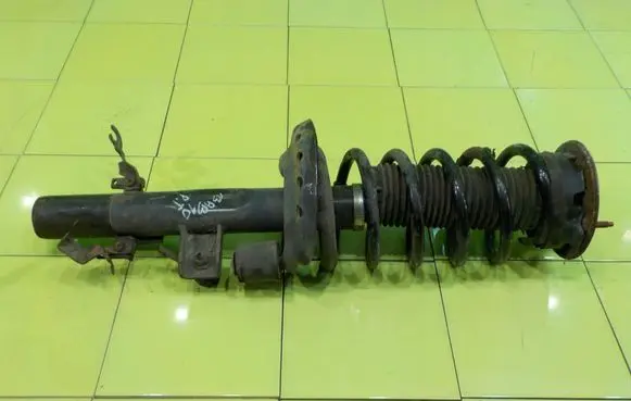 Land Rover Freelander 2 - LR2 Front shock absorber/damper PRZOD MCPHERSON