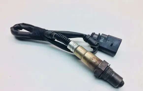 Volkswagen PASSAT B6 Lambda probe sensor 03C906262AH