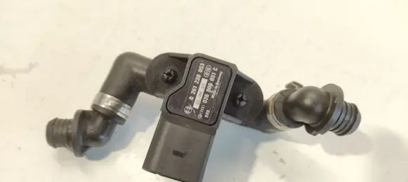 Audi A6 Allroad C5 Air pressure sensor 0261230053 036906051C