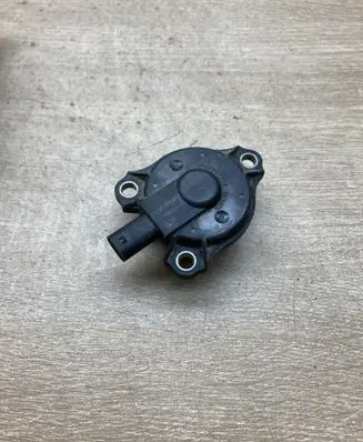 Mercedes-Benz R W251 Camshaft speed sensor A2720510077