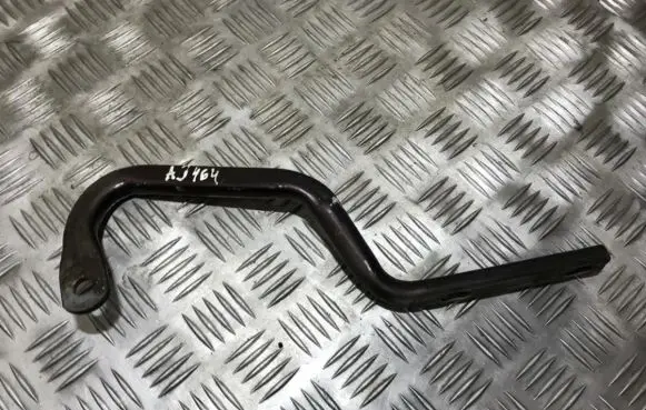 Chrysler Voyager Tailgate/trunk/boot hinge