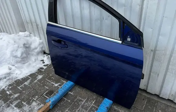 Ford Mondeo MK IV Front door 9G9T14B533TC 6G9T14603BF